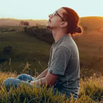 5 Cara Menenangkan Diri Saat Dilanda Kecemasan