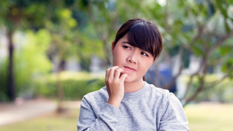 10 Penyebab Umum Dagu Gatal dan Cara Mengatasinya