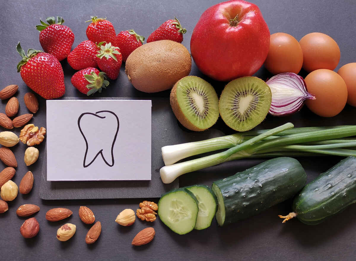 5 Makanan yang Baik untuk Menjaga Kesehatan Gigi